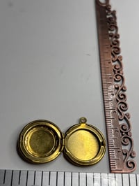 Image 3 of Vintage Photo Locket, Bronze Goddess Cameo, Circle, Gift Box 