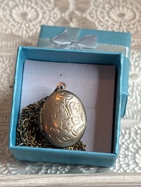 Image 2 of Photo Locket: Vintage Brass Oval Floral Keepsake Engraved Flower Design 