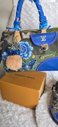 Image 2 of Blue & Camo Gorg girl speedy with matching hat