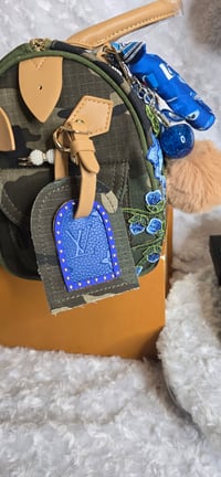 Image 5 of Blue & Camo Gorg girl speedy with matching hat