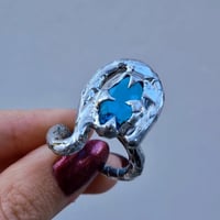 Image 4 of Alien Egg Ring (Clear/Blue/Pink)