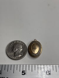 Vintage 1/20 14K Gold Filled Oval Locket Pendant Starburst Engraving 