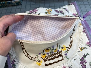 Image of Vintage Lilac Embroidered Zipper Bag A