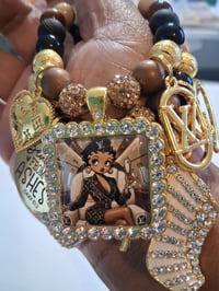 Image 3 of Beauty 