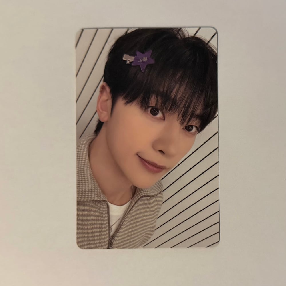 Image of ZEROBASEONE Here&Now Tour Merch Benefit