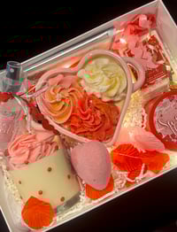 Image 4 of Valentines Sweet Heart Gift Set