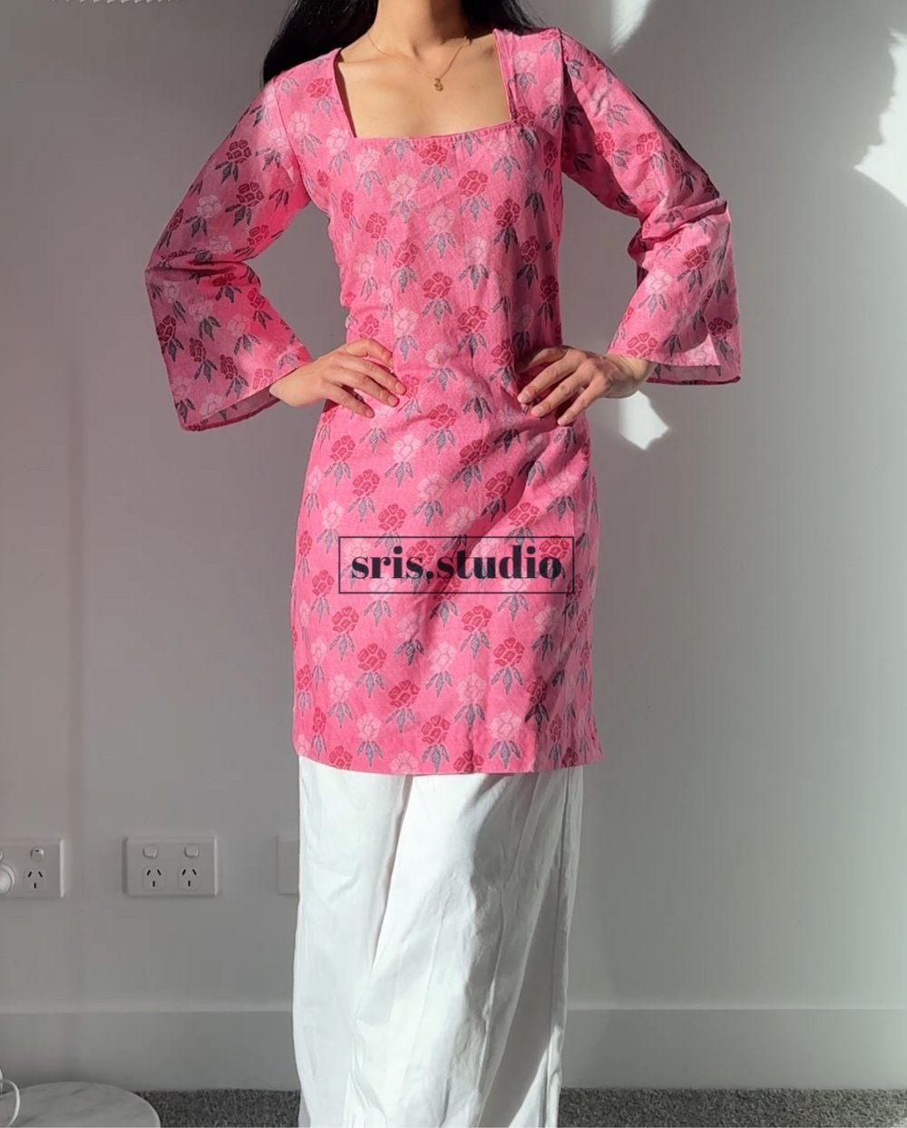 Image of Gulabi blush Rhododendron Kurti