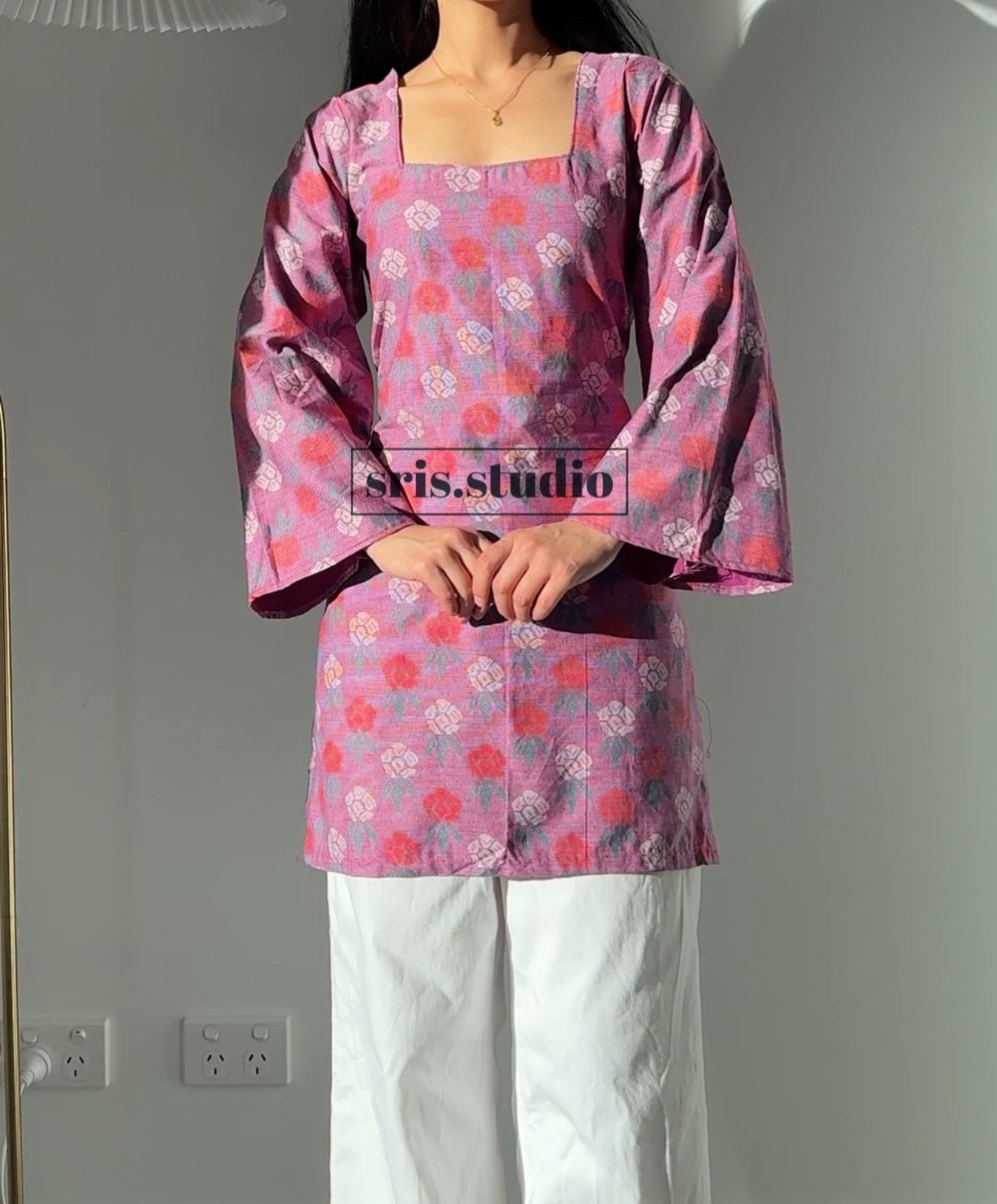 Image of Purple Bloom Rhododendron Kurti