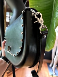 Image 3 of Sculptura - Round Rivets