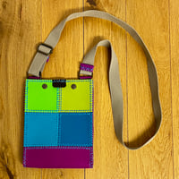 Image 2 of Bandolera patchwork verde/azul