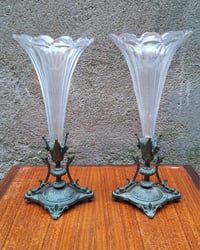 Image 1 of Paire de vases cornet en bronze et cristal XIXème