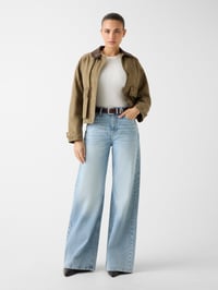 Image 1 of JEANS PIERNA ANCHA BELLAGIO GUESS