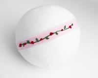 Blushing vine Tieback