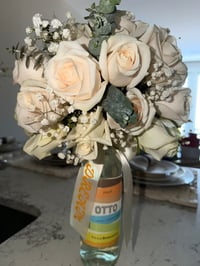 Image 2 of Rose & Sip Bouquet 