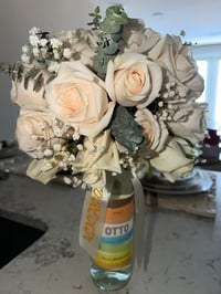 Image 3 of Rose & Sip Bouquet 