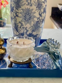 Image 2 of Earl Grey Tea Baccarat No 540 Wooden Wick Soy Candle Ornate Lidded Pineapple