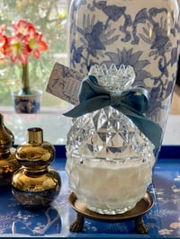 Image 1 of Earl Grey Tea Baccarat No 540 Wooden Wick Soy Candle Ornate Lidded Pineapple