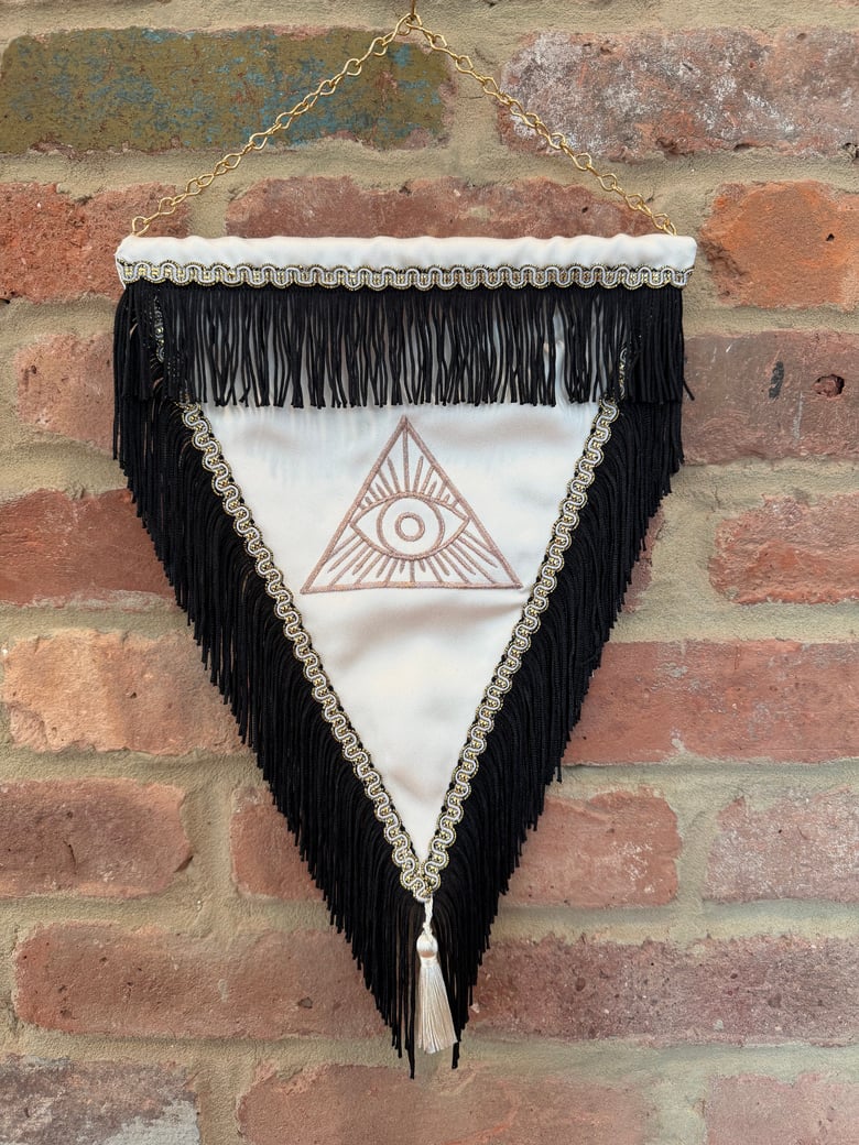 Image of All Seeing Eye 2