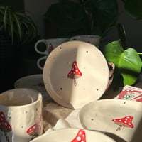 Image 1 of Petite assiette champignons 🍄✨ (pré-commande)
