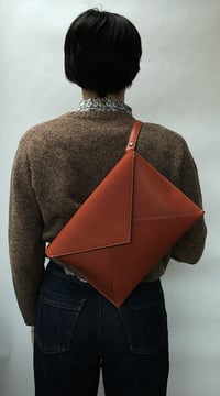 Image 1 of Enveloppe bag color Noce