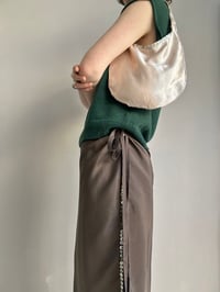 Image 5 of Apron — Pearl Buttons (Chocolate)