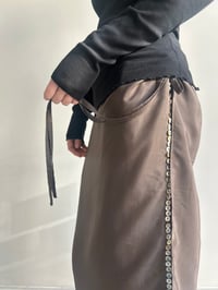 Image 10 of Apron — Pearl Buttons (Chocolate)