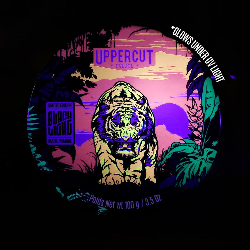 UPPERCUT DELUXE - BLACK LIGHT MATTE POMADE