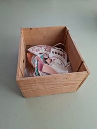 Image 5 of Collier Roses