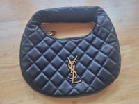 Image 7 of Saint quilted bag
