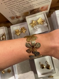 Image 3 of Big flower Chunky Gold Bracelet Stainless Steel - No. 7