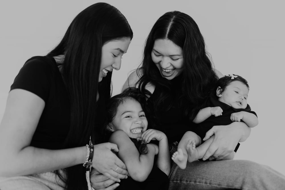 Image of Motherhood Personality minis - Retainer only $100