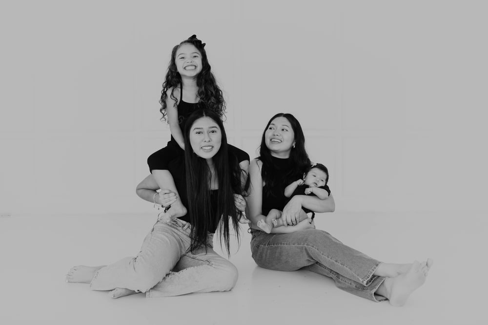 Image of Motherhood Personality minis - Retainer only $100