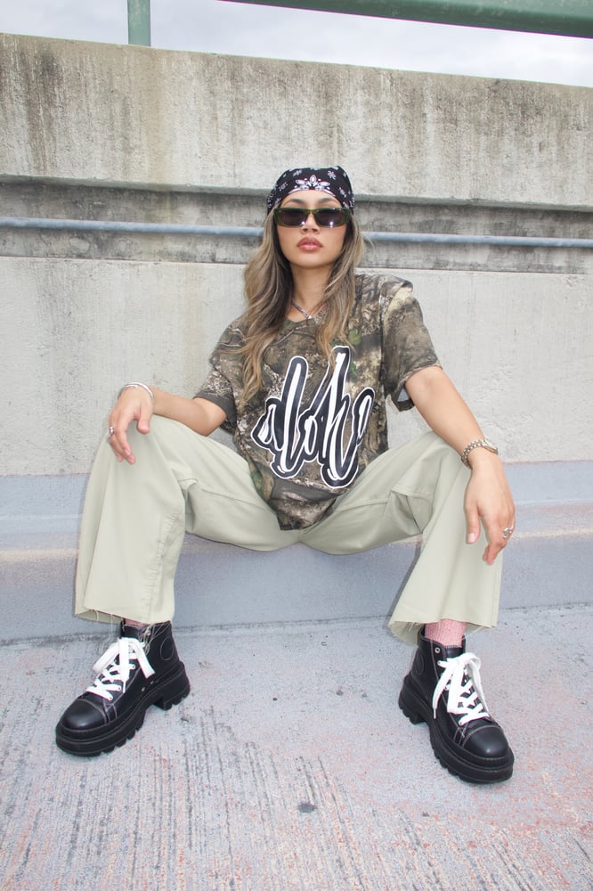 Image of HUNTER SIGNATURE ALOHA MEN'S T-SHIRT