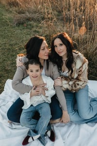 Image 5 of Motherhood Minis w/ Izabelle 