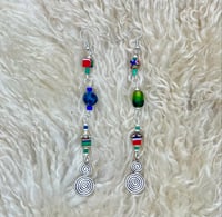 Long lightweight multicolor beaded earrings 