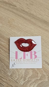 Image 1 of  Broche KISS