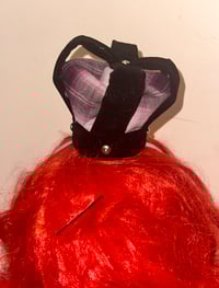 Image 4 of velvet x pink plaid mini crown
