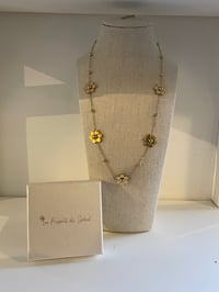 Image 2 of Flower Circle Necklace Stainless Steel - No. 11