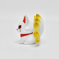 Image 4 of kyū Kitsune Figurine 