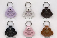 Image 2 of 💗 Llavero Recuerdo de Mascota – Guarda el Pelo de tu Peludito | 12 Colores Disponibles