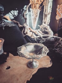 Image 1 of Delicate offering dish 