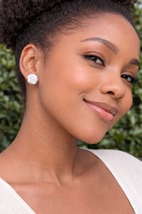 Image 1 of White Resin Flower Earrings-1 inch