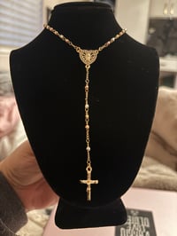 Corazón de Fe Gold-Plated Rosary