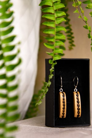 Image of Pendientes caída.