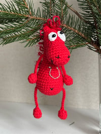 Image 1 of “Horse”, knitted keychain