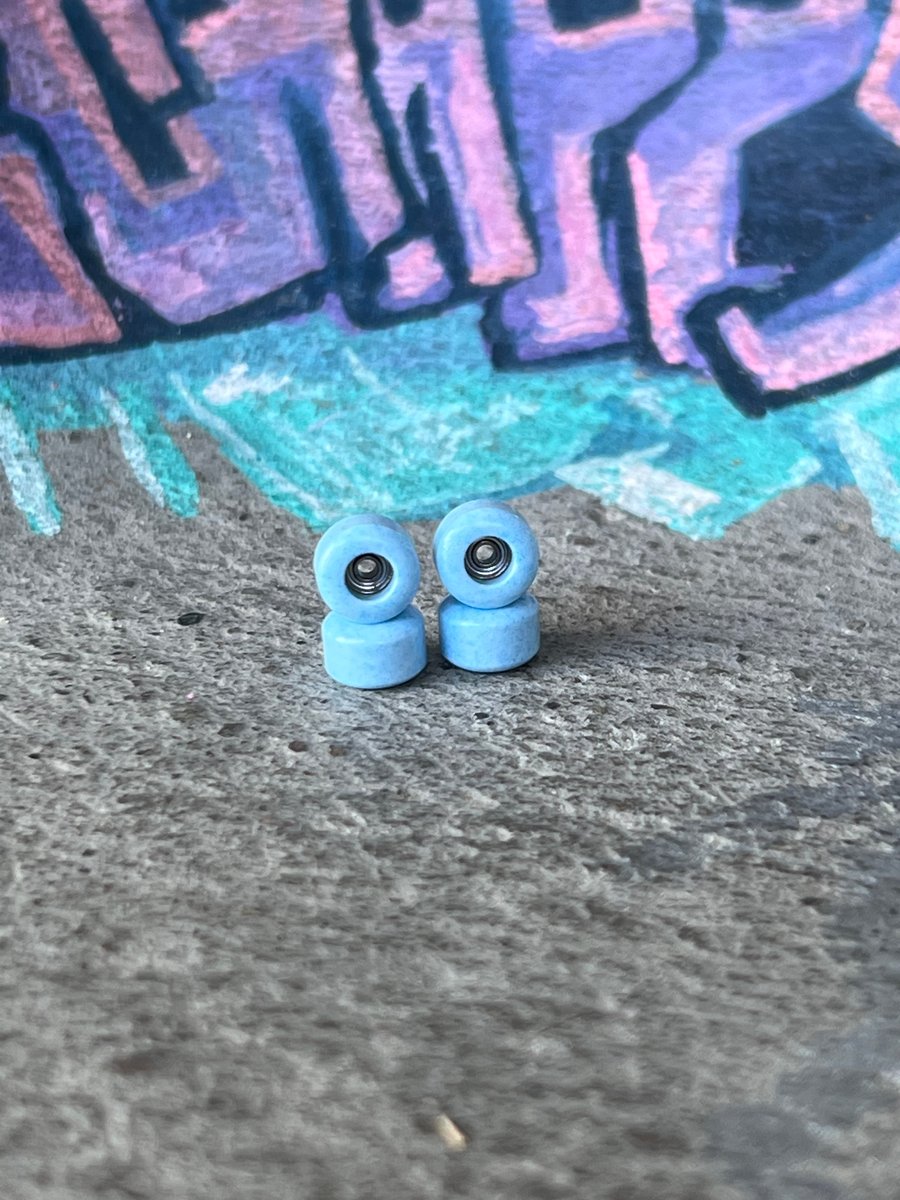 Image of Smurf Bunghole 5x7.8