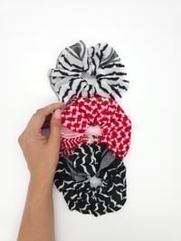 Image 6 of Keffiyeh Scrunchie - Black and White 