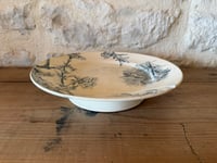 Image 9 of Assiette sur piédouche ancienne - Creil et Montereau,  modèle Cerisier - Art de la table