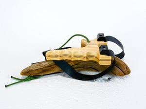 Image of Wooden Slingshot made of Ash, The Twister, Wood Catapult, Right hand pull