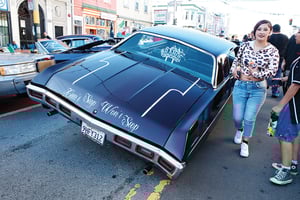 Image of DIY•IZM #4